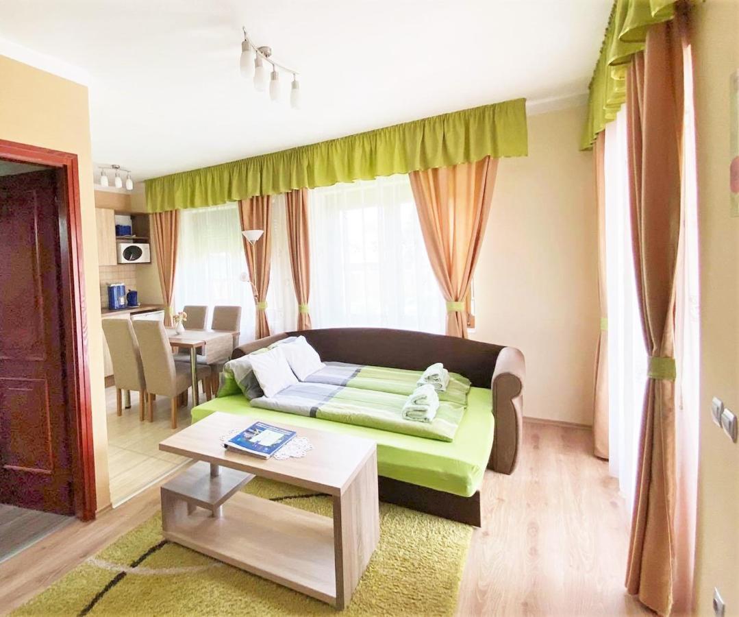 Apartman Siesta Buek - Buekfuerdo Εξωτερικό φωτογραφία