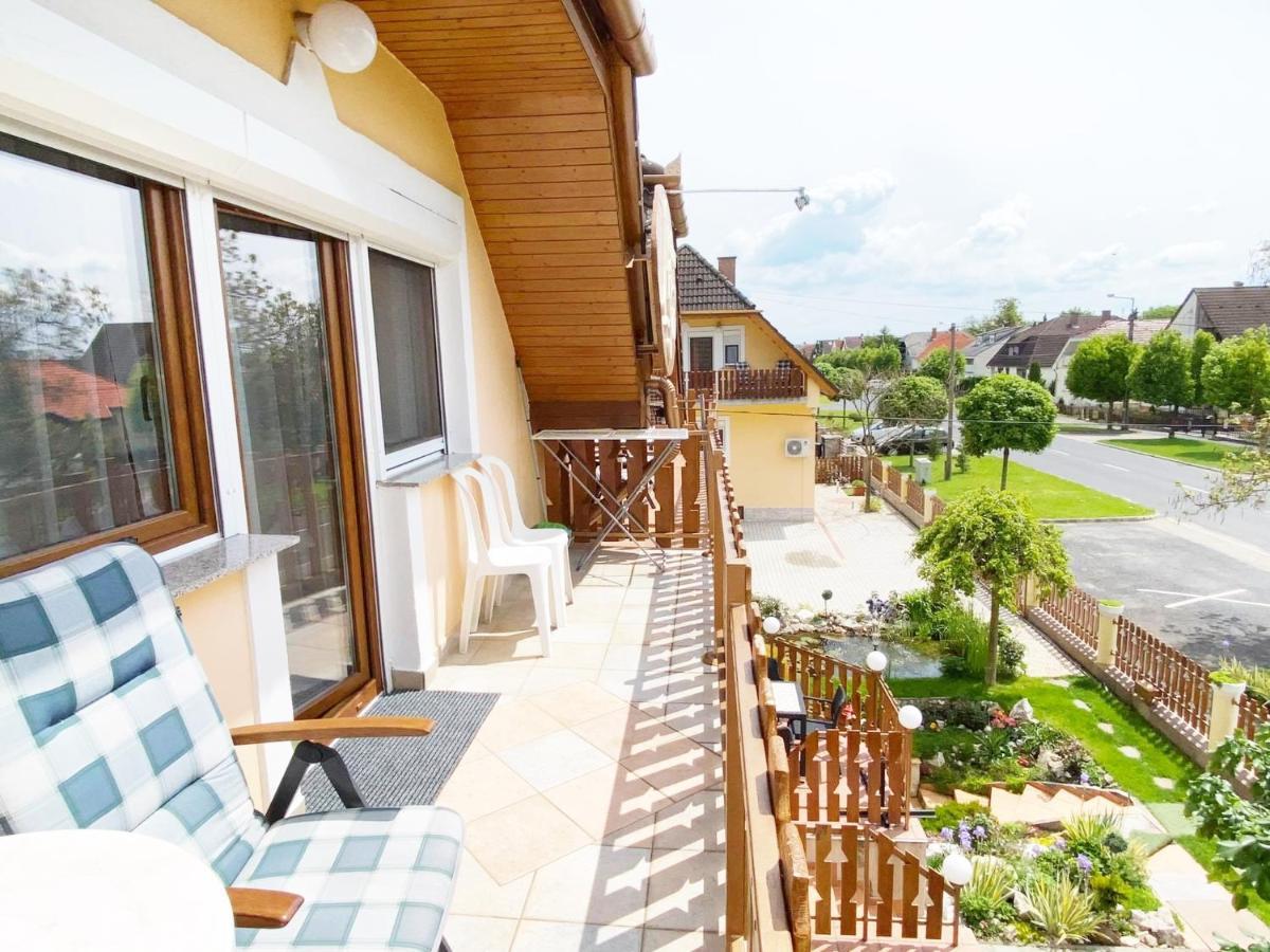 Apartman Siesta Buek - Buekfuerdo Εξωτερικό φωτογραφία