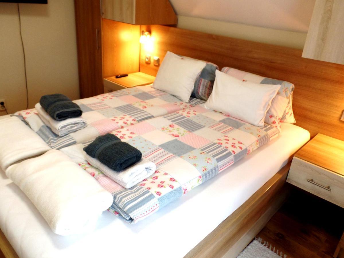 Apartman Siesta Buek - Buekfuerdo Εξωτερικό φωτογραφία