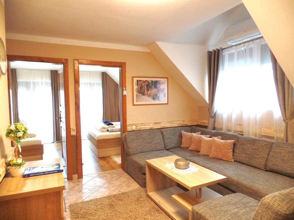 Apartman Siesta Buek - Buekfuerdo Εξωτερικό φωτογραφία