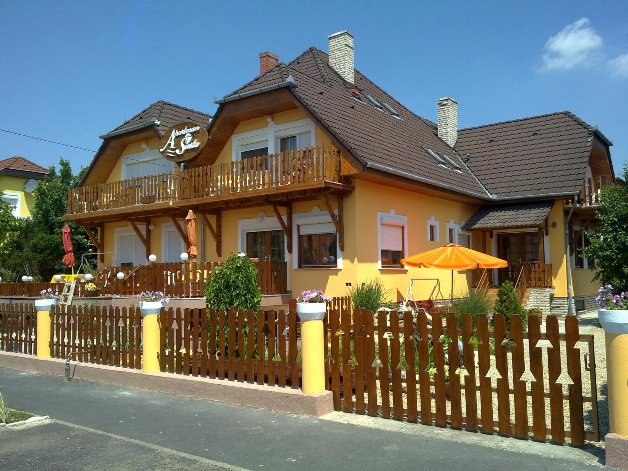 Apartman Siesta Buek - Buekfuerdo Εξωτερικό φωτογραφία