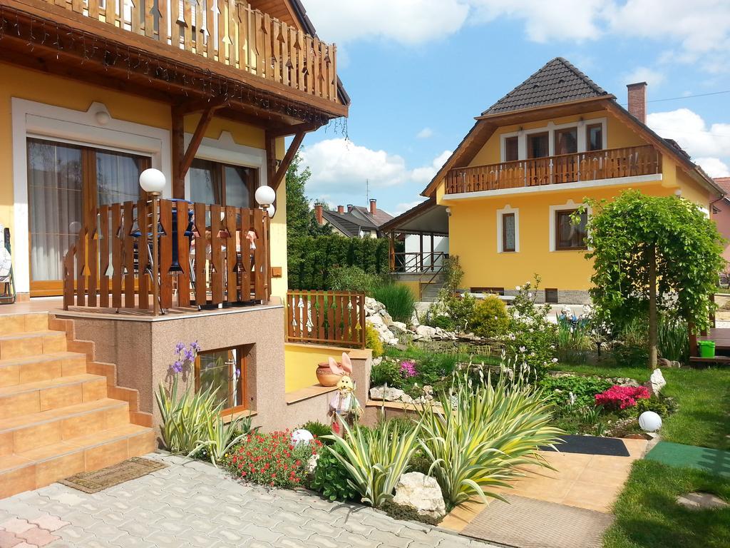 Apartman Siesta Buek - Buekfuerdo Εξωτερικό φωτογραφία
